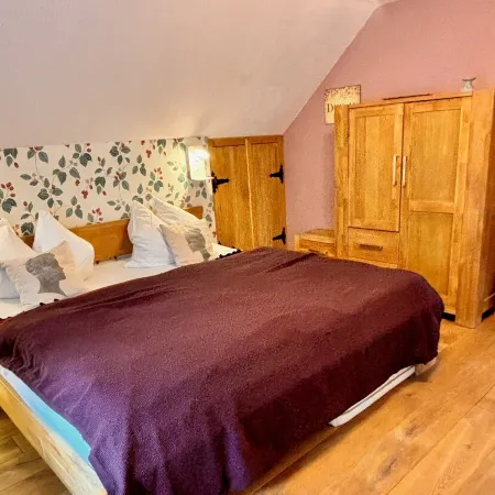 large holiday home with terrace and garden - close to the old town, family friendly