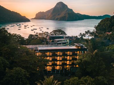 The Funny Lion - El Nido