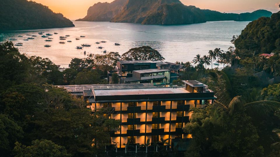 The Funny Lion - El Nido
