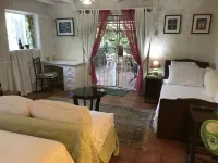 Barbados Chi Guest House