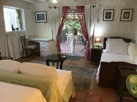 Barbados Chi Guest House