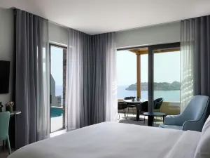 Cayo Exclusive Resort & Spa