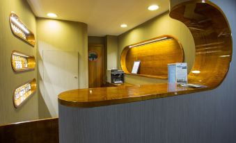 Grand Jules - Boat Hotel