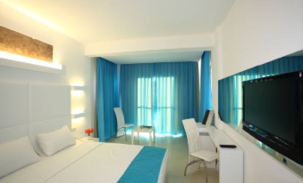 COSTA LUVİ HOTEL