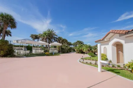 Diamond Beach 708-Kohinoor