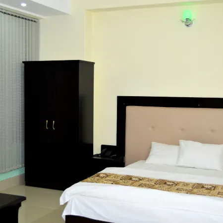 Grand Surma Hotel