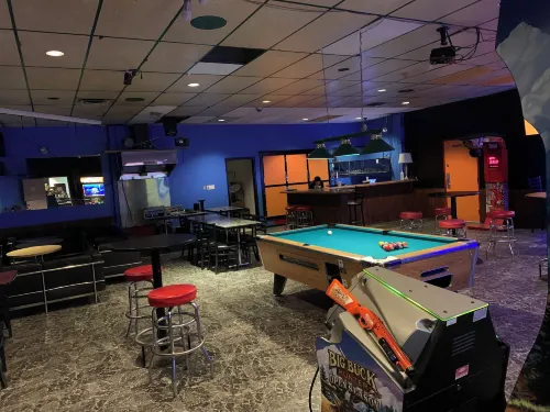 Whitewood Inn Hotels in Whitewood