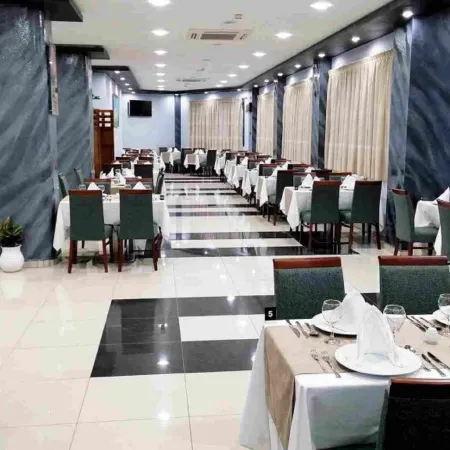 Hôtel du Lac Béjaïa Отели в г. Беджаия