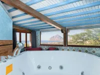 Equipped Villa with Private Pool and Panoramic Sea Views