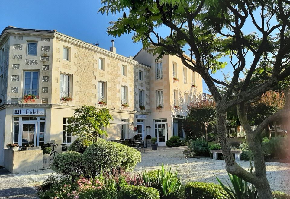 hotel overview picture