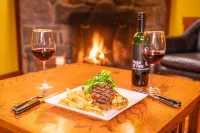 Johnston Canyon Lodge & Bungalows - Morgenmad