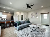 StayAE - Flamingo House Hotels in Baton Rouge