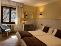 Hostal Noguera Hotels in Rialp