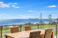 Meridian Alex Beach Apartments - Ocean View