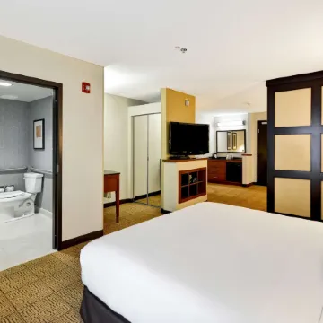 Hyatt Place Chicago Warrenville Naperville