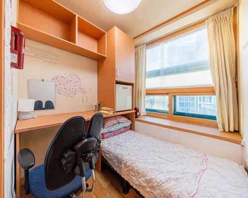 DREAM SINGLE HOUSE Zimmer Photos