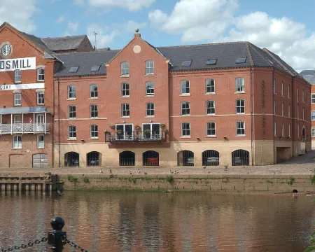 The Queens Hotel & Victoria Cloisters Apartments Hotels in York