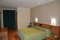 Canadian Hotel Hoteles en L'Aquila