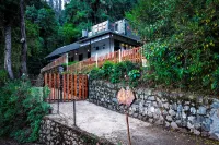 Amber by The Tamarillo - Bed and Breakfasts