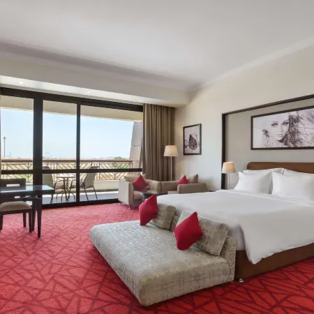 Radisson Blu Hotel & Convention Center, Alexandria