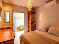 Casa Savana Hotels near Butanta