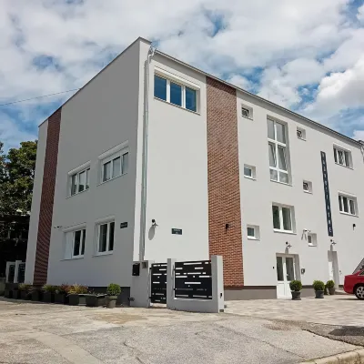 Radnoti Home Hotels in Veszprem