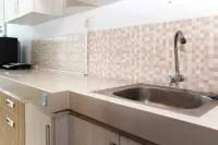 Enviro公寓的舒適整潔工作室 East Cikarang住宿飯店