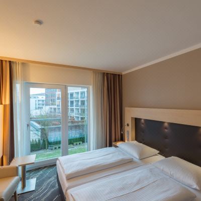 Standard Double Room, Courtyard Area Heikotel - Hotel am Stadtpark Promo Code