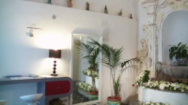 디모라 카를로 III 비에트리술마레 호텔