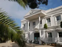 Otel Beyaz İnci Hotels in Datça