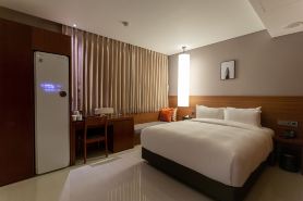 Top Cloud Hotel Iksan