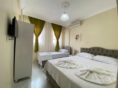 Düsseldorf Pansiyon Hotels in der Nähe von Kusadasi Community Health Center