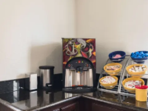 德克薩斯阿瓦拉多 6 號汽車旅館 阿爾瓦拉多酒店