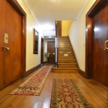Newark Hansbury Multi Level House