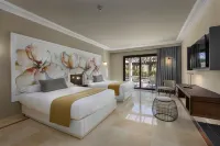 Unique Club at Lopesan Costa Meloneras Resort Hotels in Meloneras