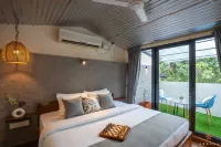 Zostel Kochi (Ernakulam) - balcony