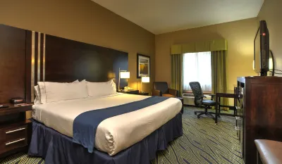 Holiday Inn Express & Suites Midwest City Hotels in Del City