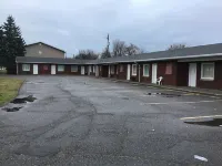 Kingsway Inn - parking