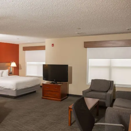 Hawthorn Suites by Wyndham Erie