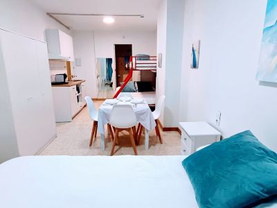 Hostal Estudios