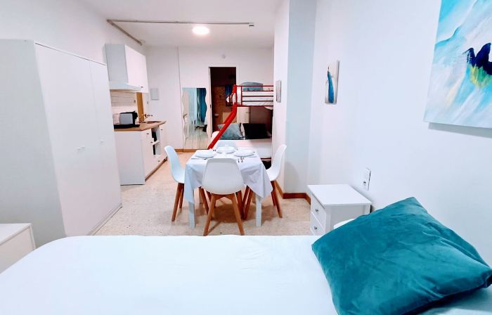 Hostal Estudios