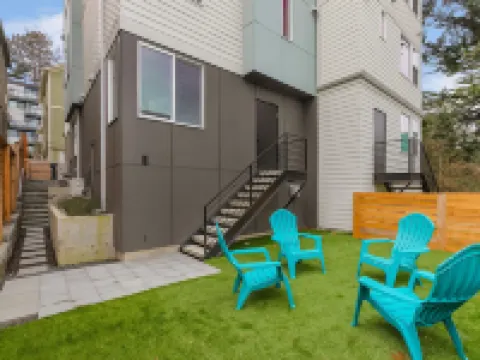 Harry Potter Sweet Suites Hotels near Olympic Sculpture Park