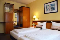 Landhotel Zum Hirsch Hotels in UnterweiBbach