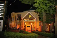 Gold Crest Hotel - Arusha Hôtels à proximité de l'Aéroport d'Arusha