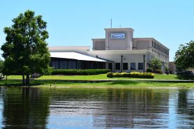 BridgePointe Hotel & Marina