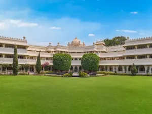 Gateway Aurangabad - Chhatrapati Sambhaji Nagar