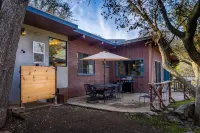 Roads End River Home - 5 bedrooms