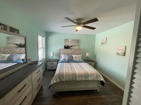 Cozy Lake House near Pymatuning Lake