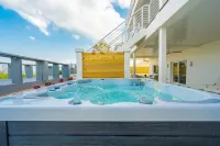 Oceanfront Decks and Hot Tub - Breathtaking Coastal Oasis