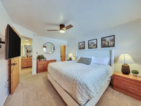 Cozy Mountain Getaway with Wood-Burning Stove - Inviting Retreat